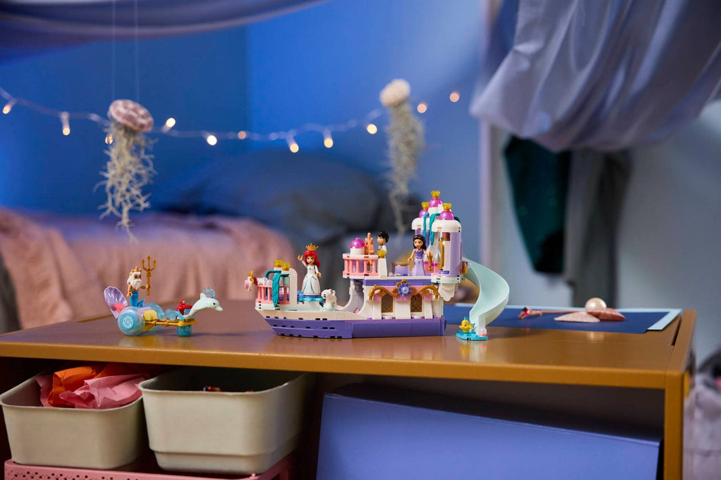 LEGO DISNEY 43299 Кралската сватбена лодка на Ариел