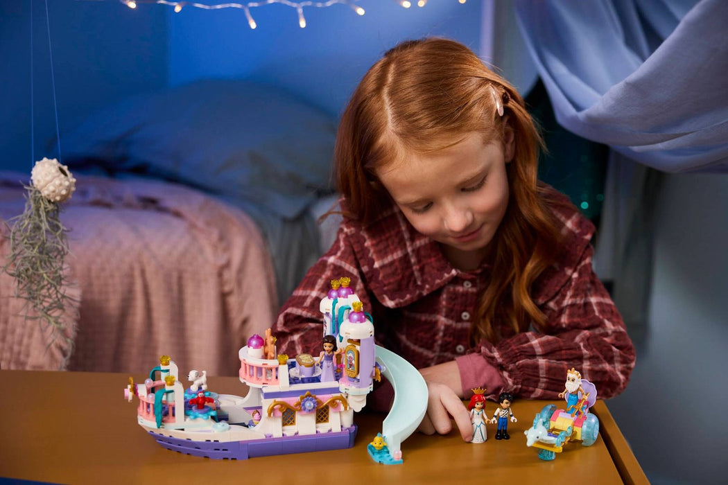 LEGO DISNEY 43299 Кралската сватбена лодка на Ариел