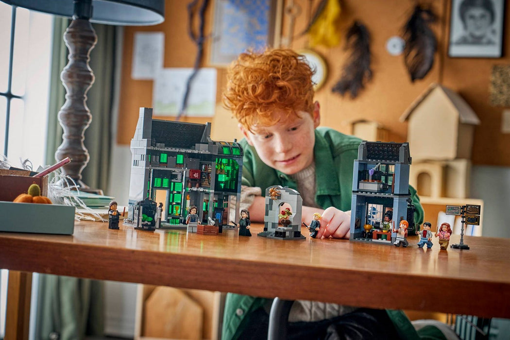 LEGO HARRY POTTER 76471 Магазини за магьосници в уличката Knockturn Alley