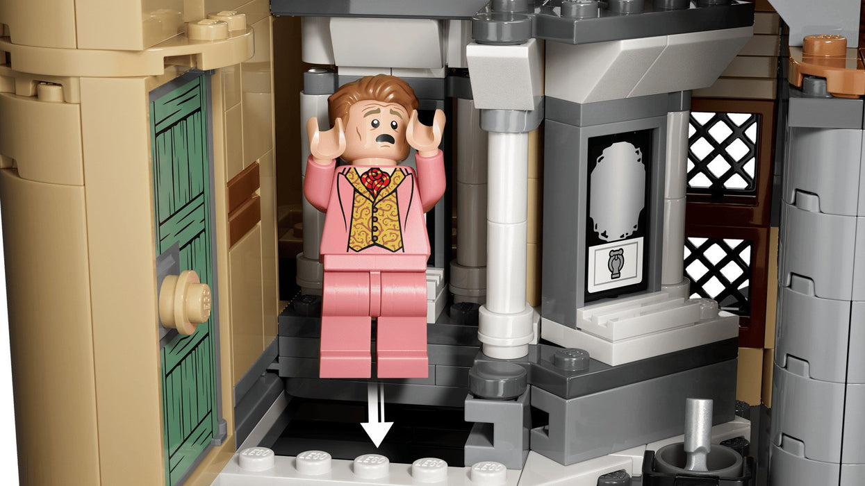 LEGO Хари Потър 76473 - Замък Хогуорт: Wschodnie Skrzydło