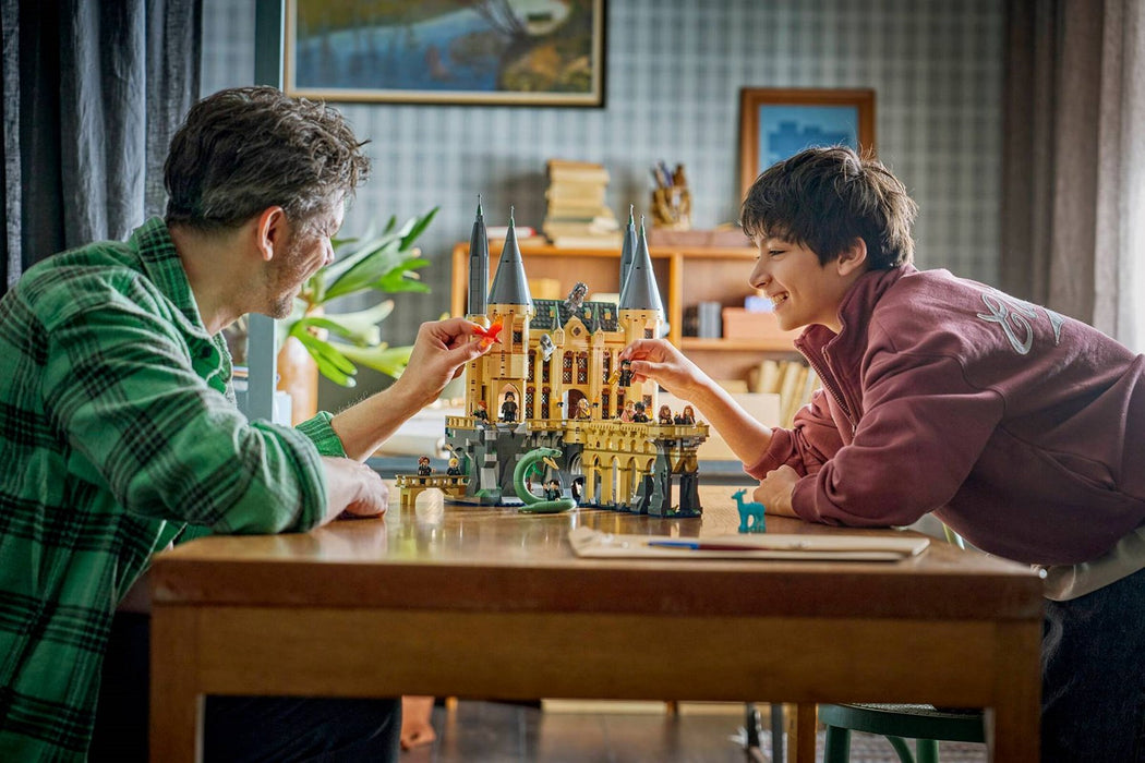 LEGO Хари Потър 76473 - Замък Хогуорт: Wschodnie Skrzydło