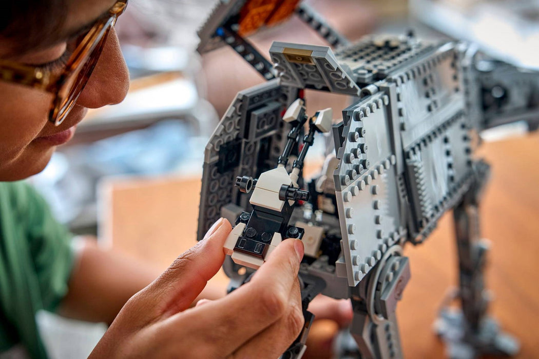 LEGO STAR WARS 75454 Имперски остатък AT-AT с INT-4