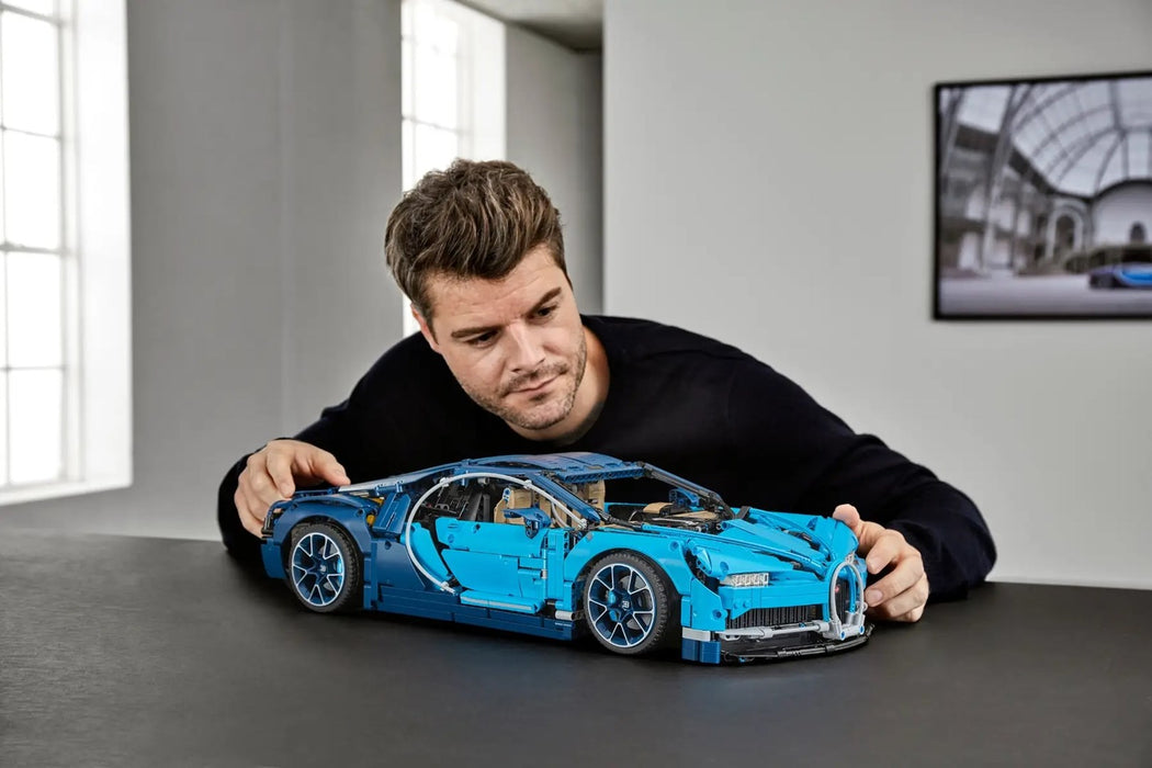 LEGO TECHNIC 42083 BUGATTI CHIRON