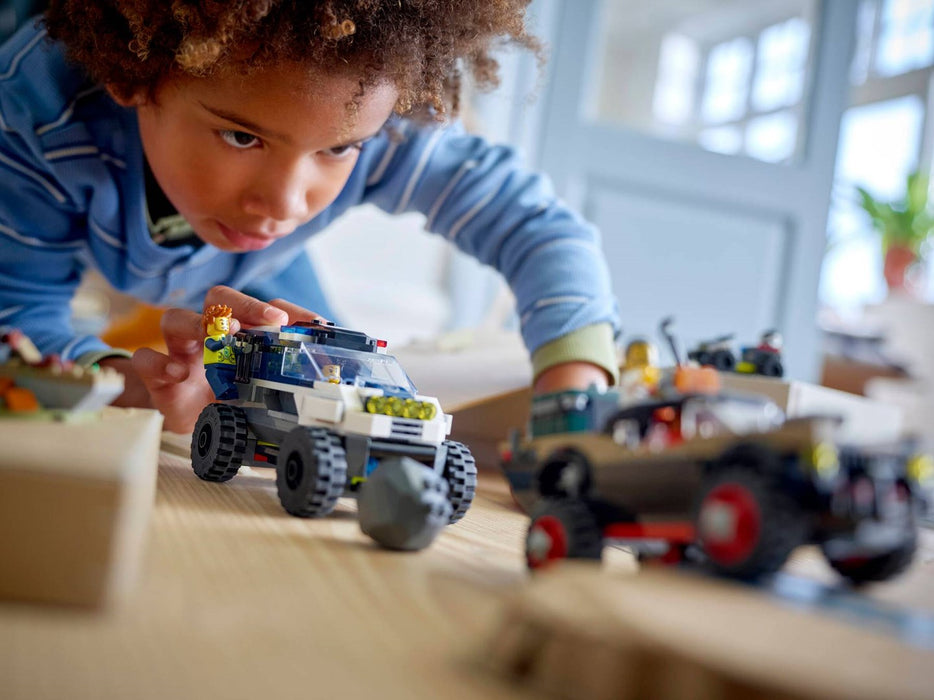 LEGO CITY 60449 Преследване с полицейска кола извън пътя