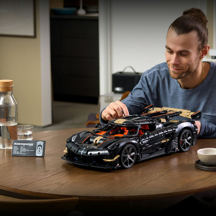 LEGO TECHNIC 42232 Koenigsegg Sadair's Spear Megacar