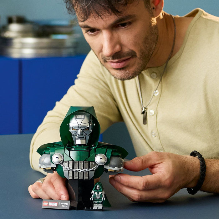 LEGO MARVEL 76345 Бюст на Доктор Дум
