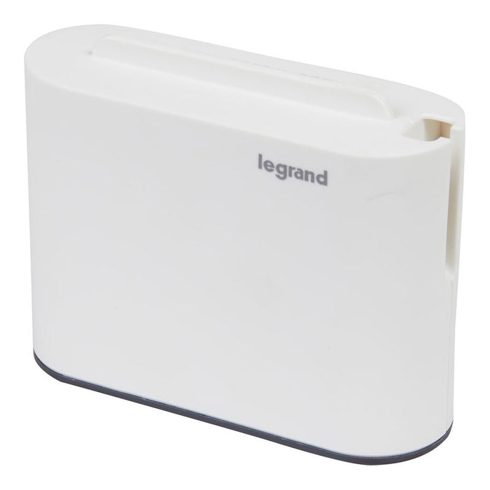 АДАПТЕР 4 ГНЕЗДА ИТАЛИАНСКИ СТАНДАРТ LEGRAND 049400