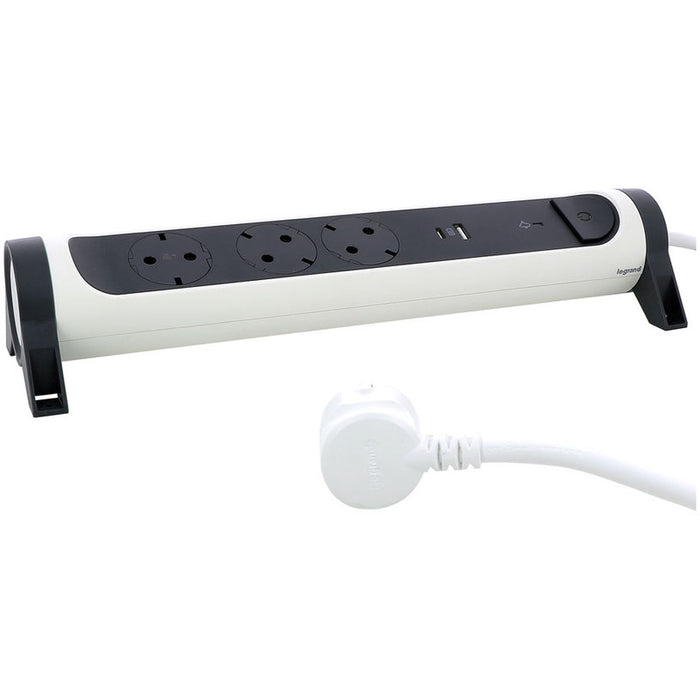 РАЗКЛОНИТЕЛ USB A+C ЗАЩИТА LEGRAND 3 ГНЕЗДА / 1.5М ВЪРТЯЩ 694508