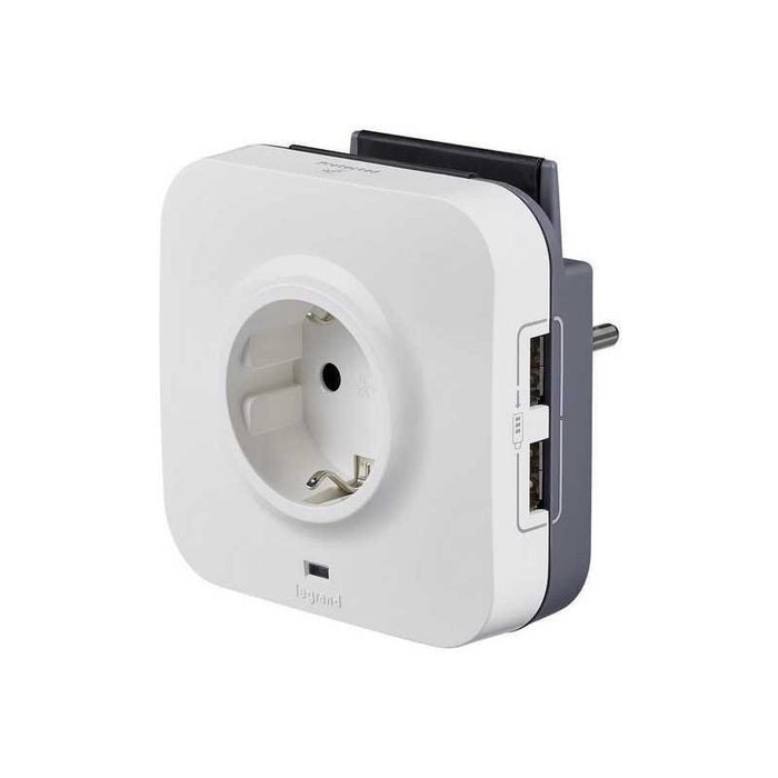 Адаптер Legrand 694671 АДАПТЕР ШУКО + 2ХUSB + ЗАЩИТА