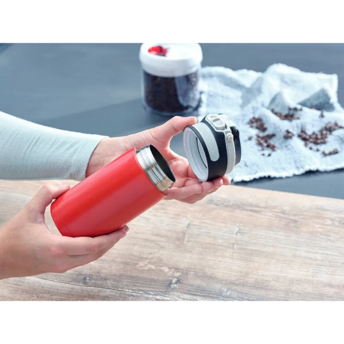 Leifheit 03245 чаша за пътуване 350 ml черна червена