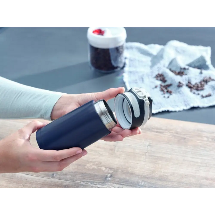 Leifheit 03247 чаша за пътуване 350 ml черно синьо