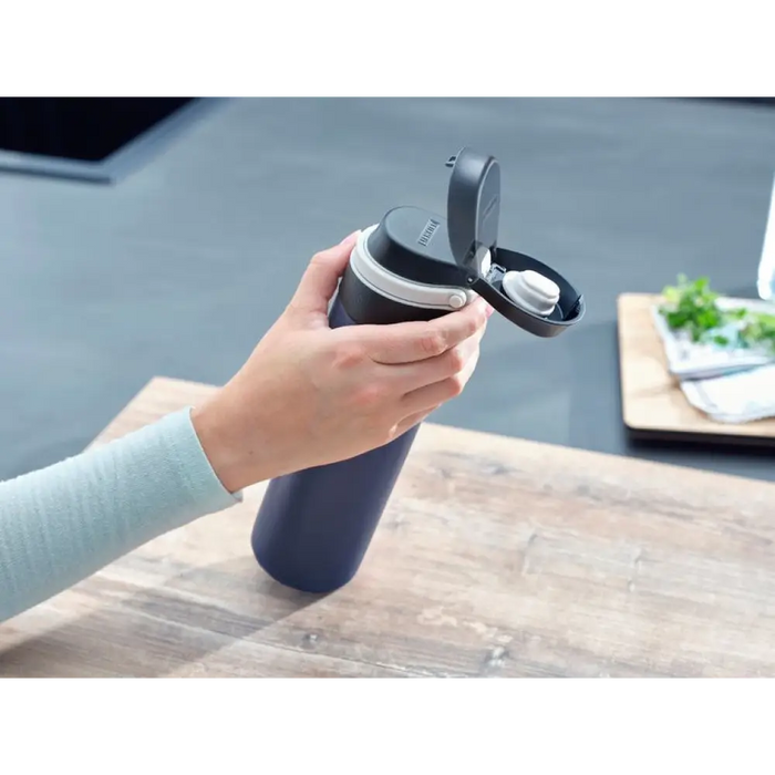 Leifheit 03275 чаша за пътуване 600 мл черна синя