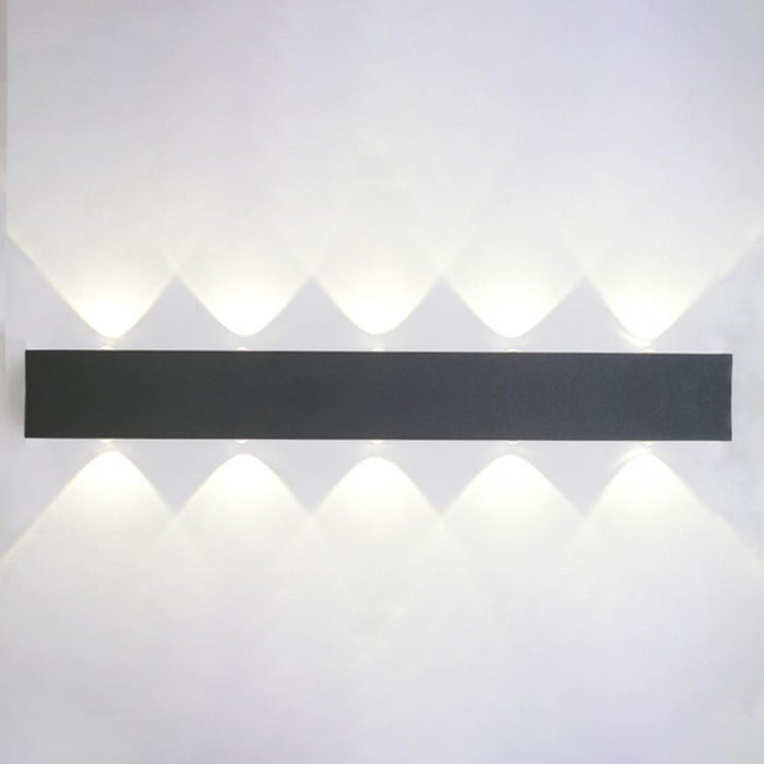LED ЛИНЕЕН ОСВЕТИТЕЛ ELEMENT 10W ЧЕРЕН