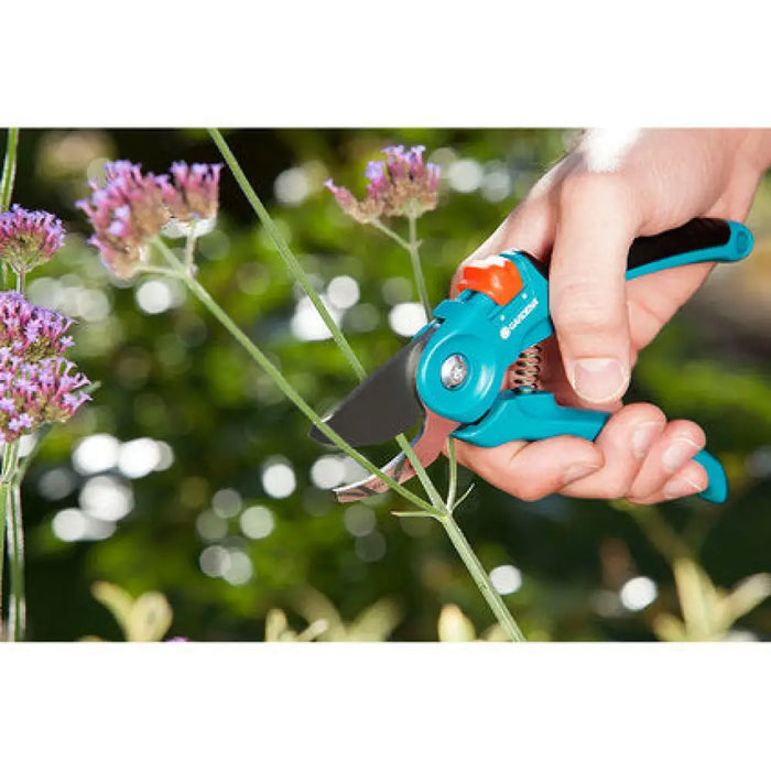 ЛОЗАРСКА НОЖИЦА GARDENA 8854