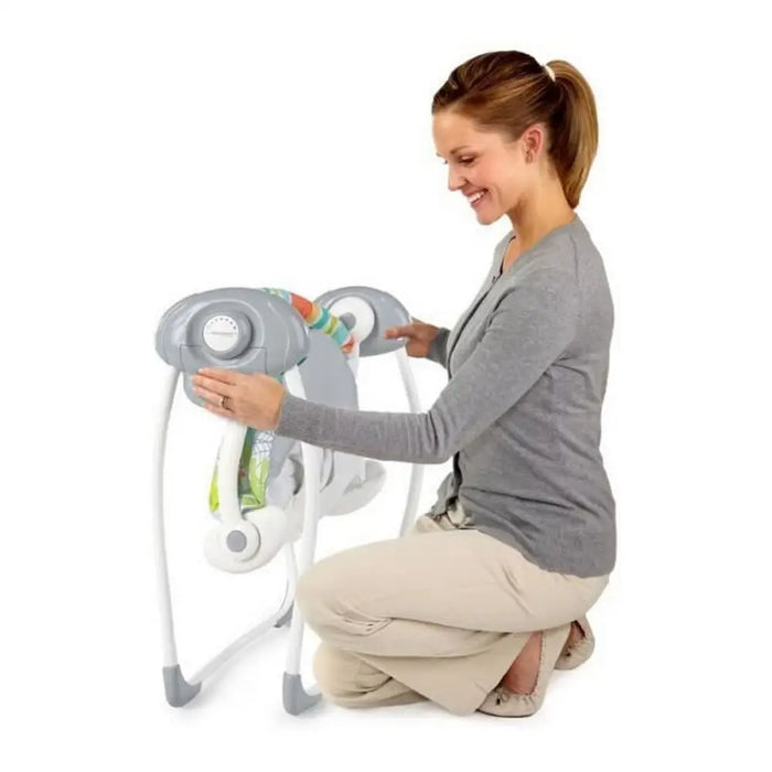 Люлеещ се стол Ingenuity Compact portable swing Многоцветен