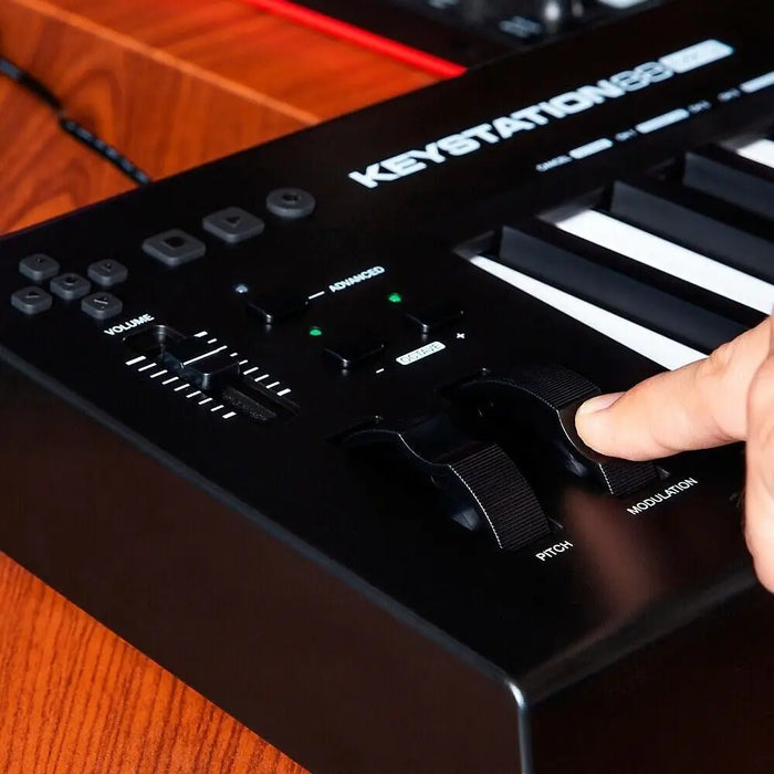 M-AUDIO Keystation 88 MK3 MIDI клавиатура 88 клавиша USB