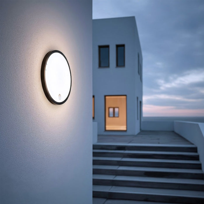 LED лампа Maclean със сензор за движение, PIR сензор, черна, 10W, IP65, 1000lm, неутрален цвят, MCE525 B