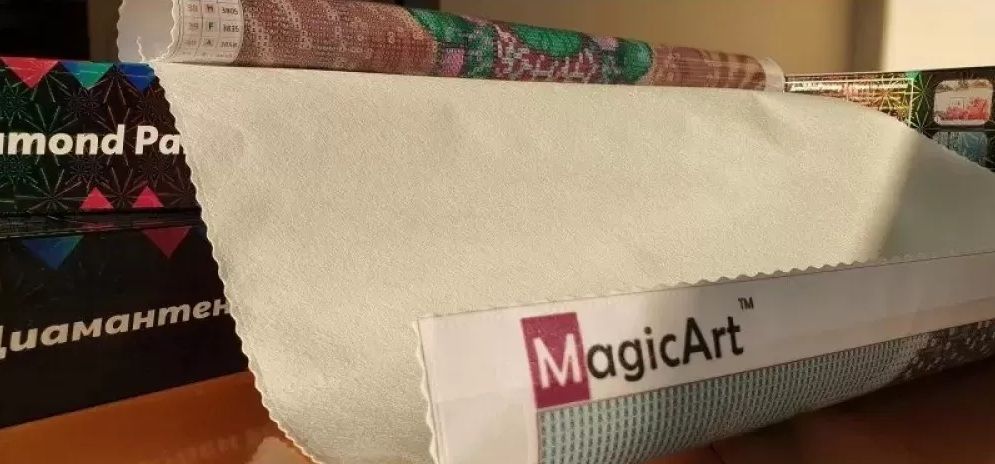 Диамантен гоблен MagicArt Premum - Вълшебно кралство, 30 х 40 cm, с кръгли мъниста + AB