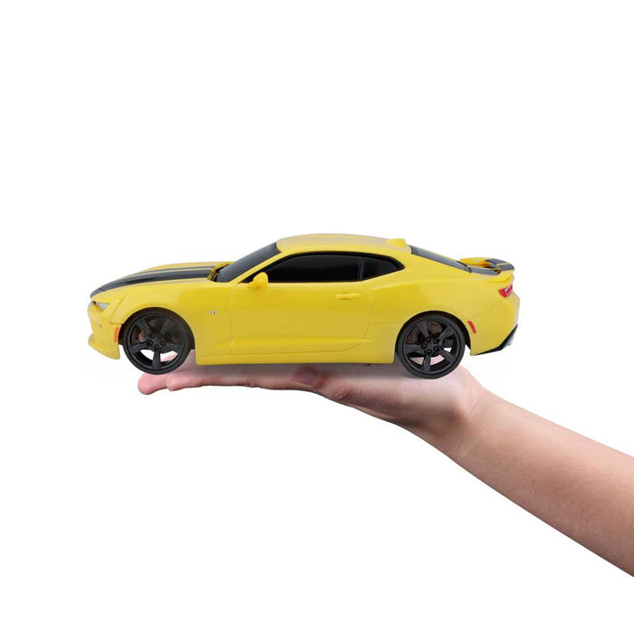 MAISTO TECH Кола Chevrolet Camaro SS R/C 1:24