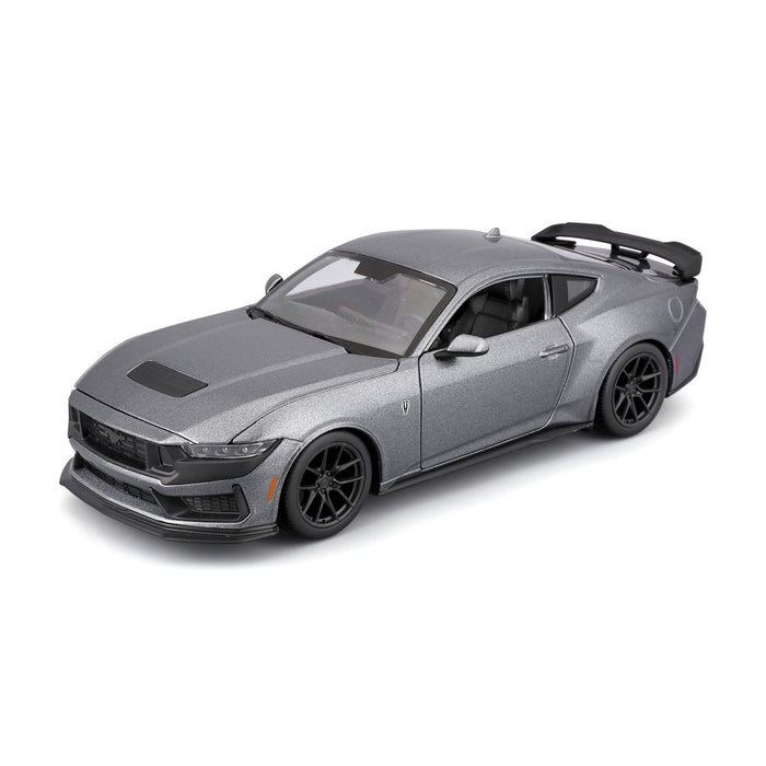 MAISTO SP EDITION Кола 2025 Ford Mustang Darkhorse-NEW 32925 GY Сива 1:24
