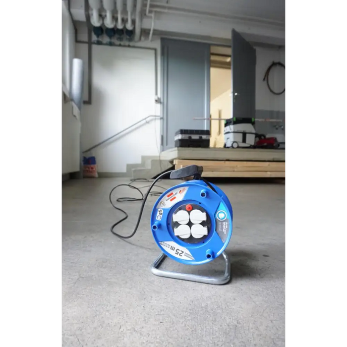 МАКАРА GARANT 25М КАБЕЛ 4 ГНЕЗДА