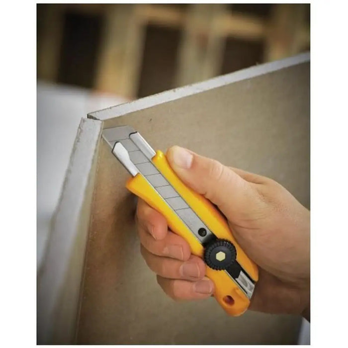 Макетен нож Olfa 18 X 0,5 MM 18 mm