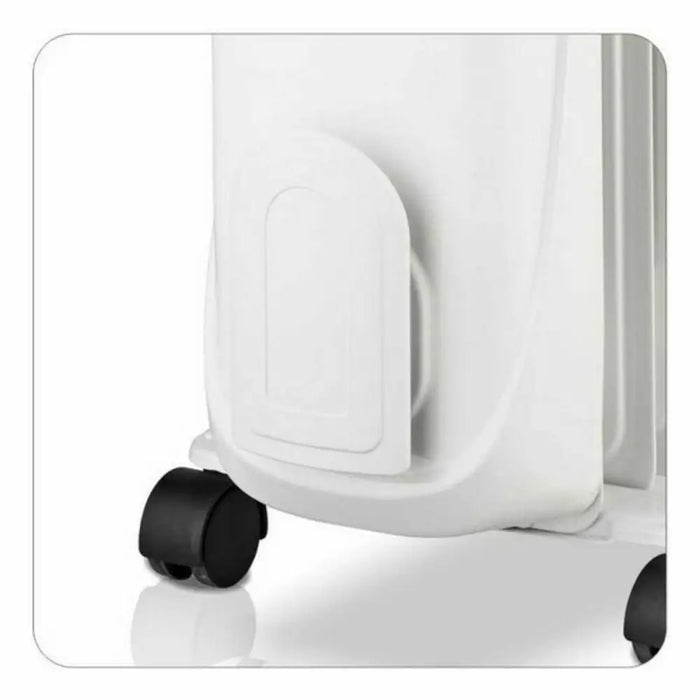 Маслен радиатор (9 ребра) Haeger OH-009.006A Бял 2000 W