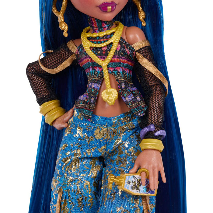 Фигурки на Герои Mattel