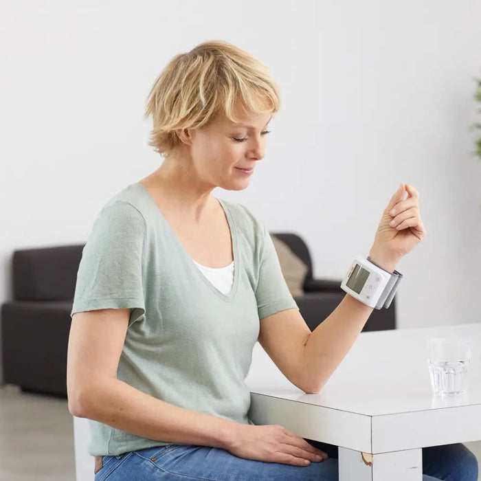 Medisana BW 320 Wrist Automatic 2 потребителя(а)