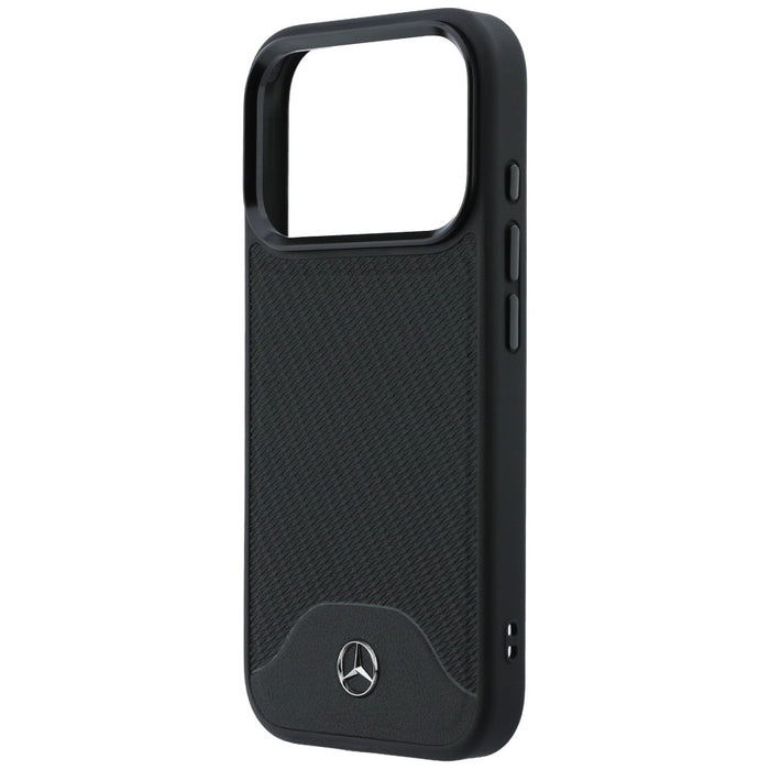 Кожен калъф Mercedes с дървен ефект и извивка MagSafe за iPhone 17 Pro - черен