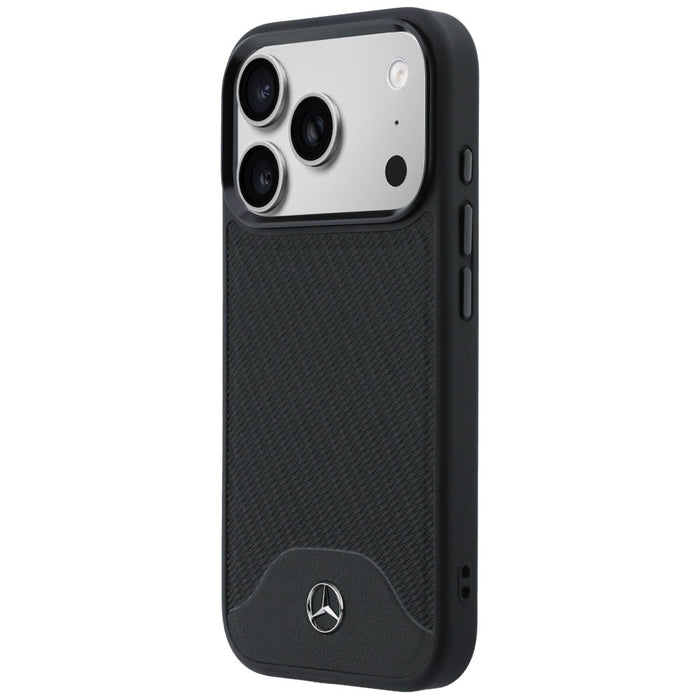 Кожен калъф Mercedes с дървен ефект и извивка MagSafe за iPhone 17 Pro - черен