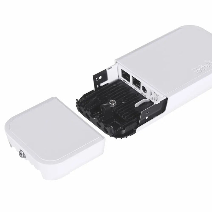 Mikrotik wAP R ac 867 Mbit/s бяло захранване през Ethernet