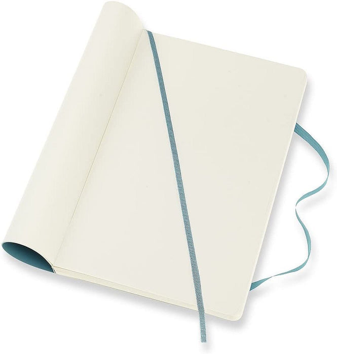 Тефтер с меки корици Moleskine Classic Plain - Светлосин, бели листове