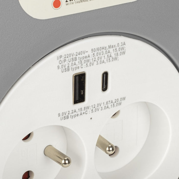 Montis Przedłużacz domowy zwijany z USB 10m MT188 2 AC изход(а)