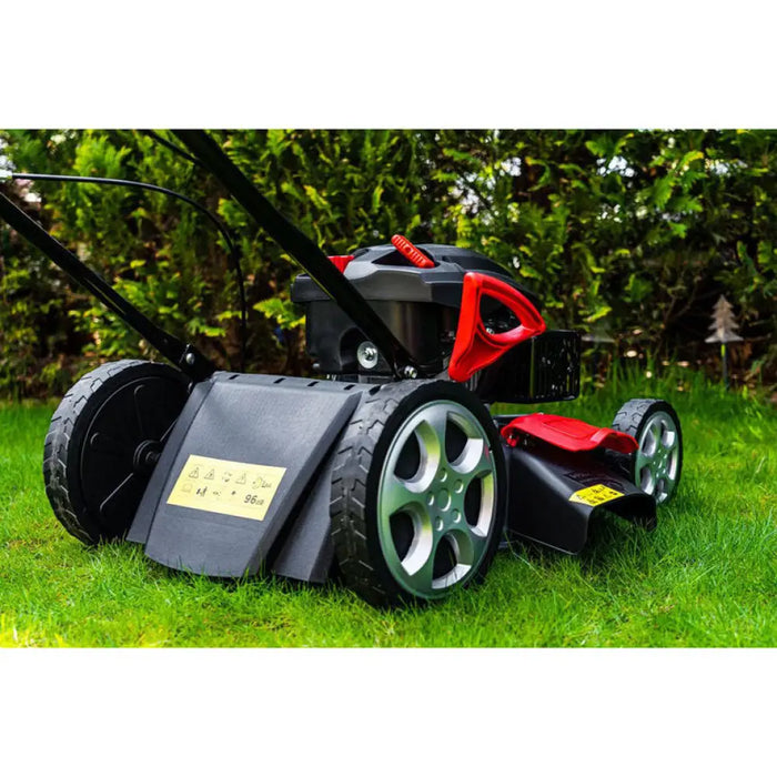 МОТОРНА САМОХОДНА КОСАЧКА GRAPHITE 52G671