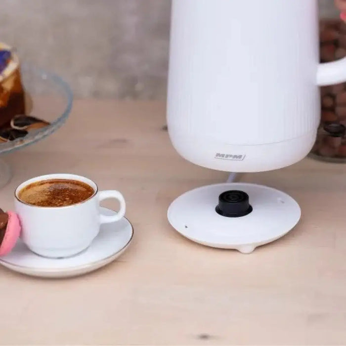 MPM MCZ-115 електрическа кана 1.5 L 1800 W Бяла