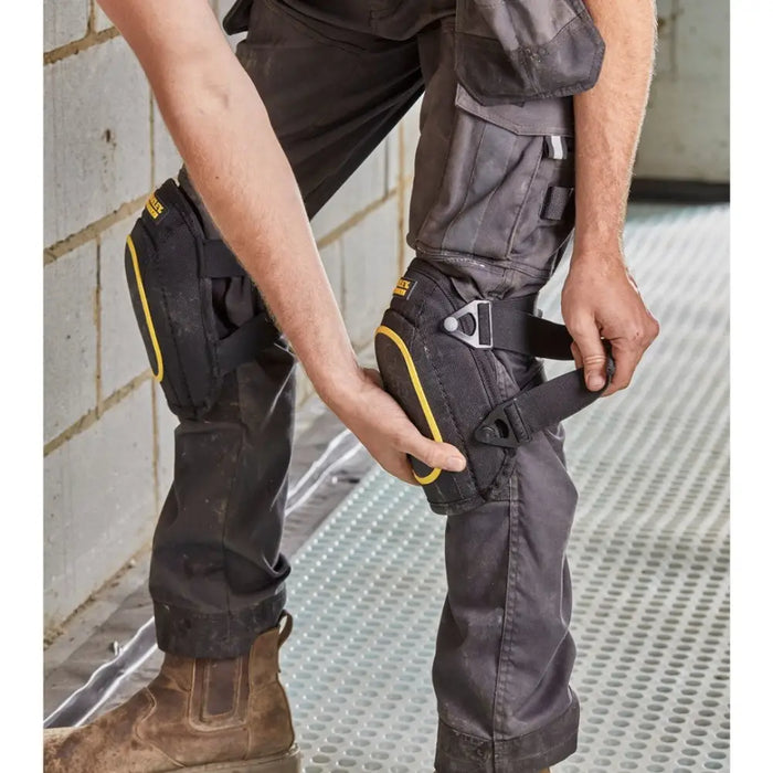 НАКОЛЕНКИ ЗА ПОЛАГАНЕ НА ПОДОВИ НАСТИЛКИ STANLEY FMST82962