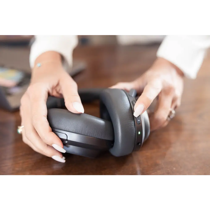 Нашите Bluetooth слушалки Pure Planet Signature