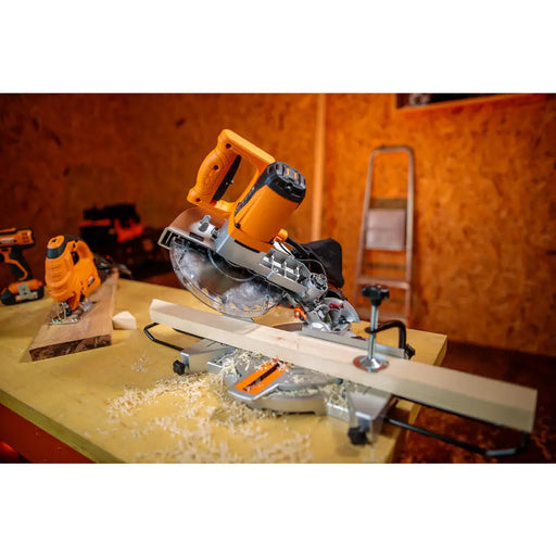 Настолен циркуляр Villager VMS 1100-210