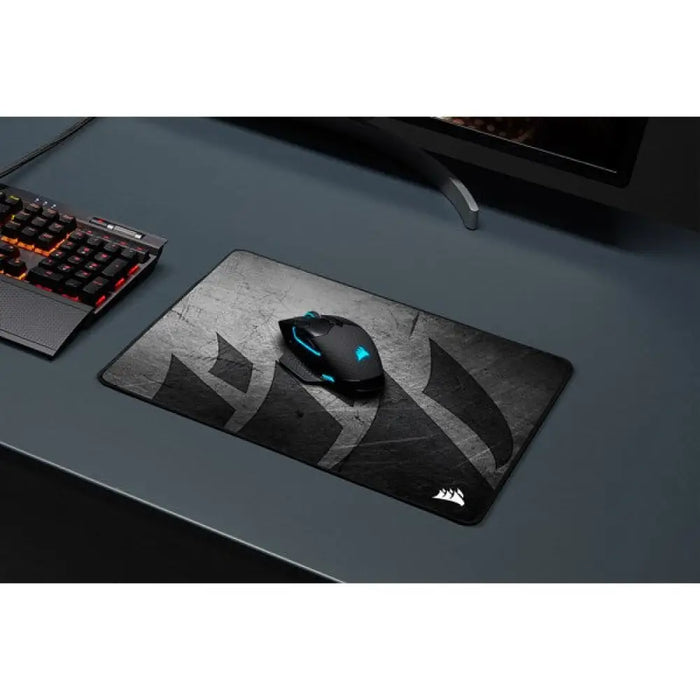 Нехлъзгаща се постелка Corsair MM300 PRO Сив