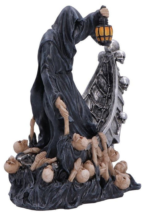 Статуетка Nemesis Now Adult: Gothic - Final Passage, 22.5 cm