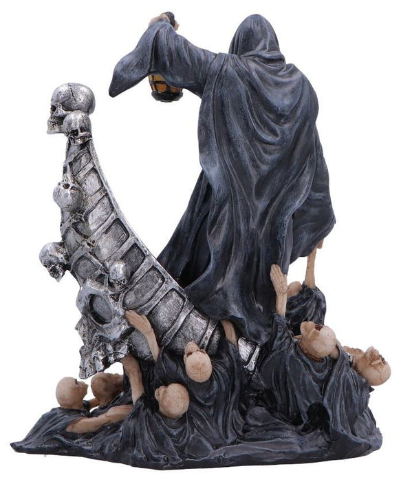 Статуетка Nemesis Now Adult: Gothic - Final Passage, 22.5 cm