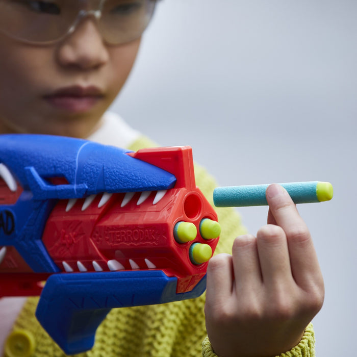 Бластер Nerf Dinosquad - Terrodak, с 12 стрели