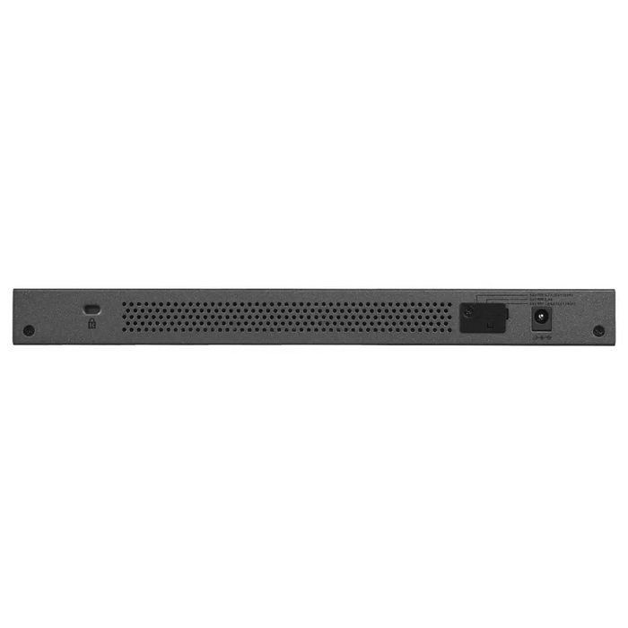 NETGEAR 16PT POE/POE + GIGABIT НЕУПРАВЛЯВАН СУИЧ
