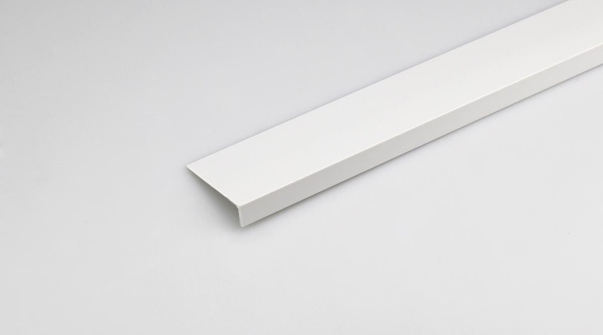 PVC ЪГЛОВ ПРОФИЛ 25Х15MM/2.6M БЯЛ САТЕН