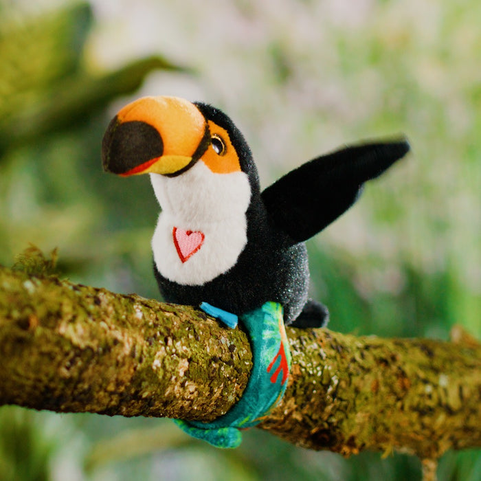 Happy Yappers Интерактивно Пиле Toucan