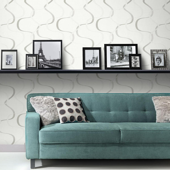 ТАПЕТ ЛЯТО СРЕБРИСТИ СПИРАЛИ БЯЛО