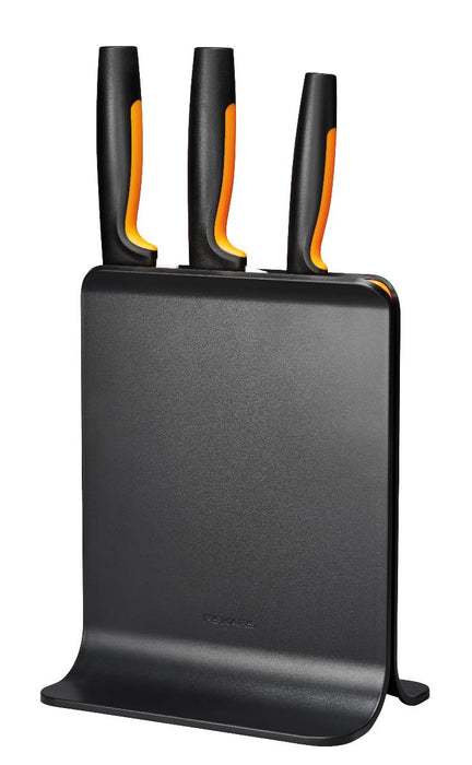 НОЖОВЕ С ПОСТАВКА КУХНЕНСК 3БР FISKARS