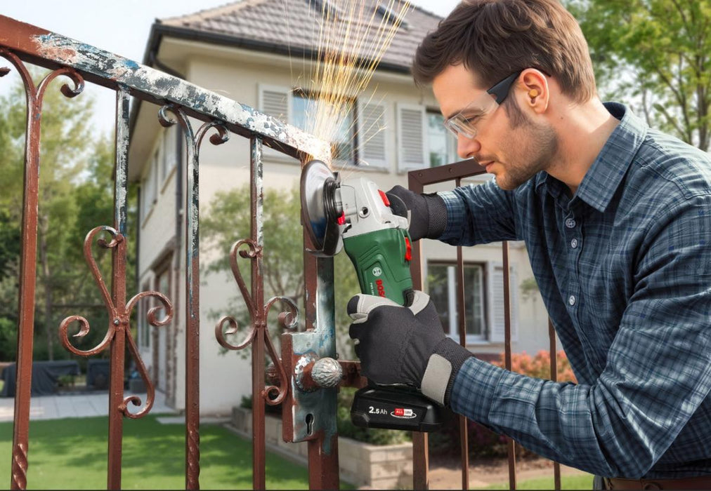 АКУМУЛАТОРЕН ЪГЛОШЛАЙФ BOSCH PWS 18V-70