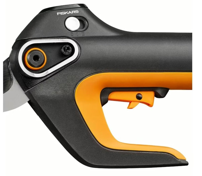 АКУМУЛАТОРНА НОЖИЦА FISKARS L SOLO